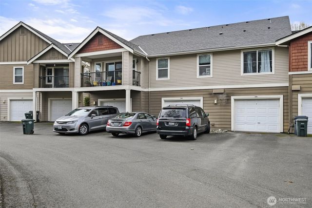 $385,000 | 2200 Tolmie Avenue, Unit D1, DuPont, WA 98327
