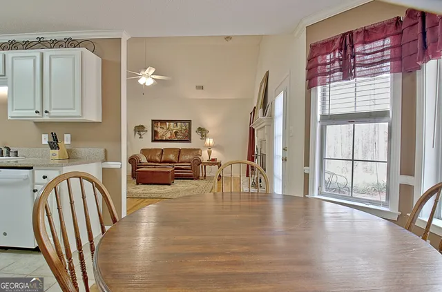 $400,000 | 125 Wendy Way, Fayetteville, GA 30215