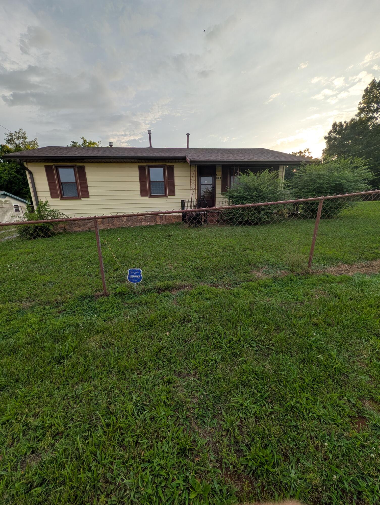 305 Gracey Sinking Fork Road Gracey, KY 42232 - Photo 1 of 8 Front of the House