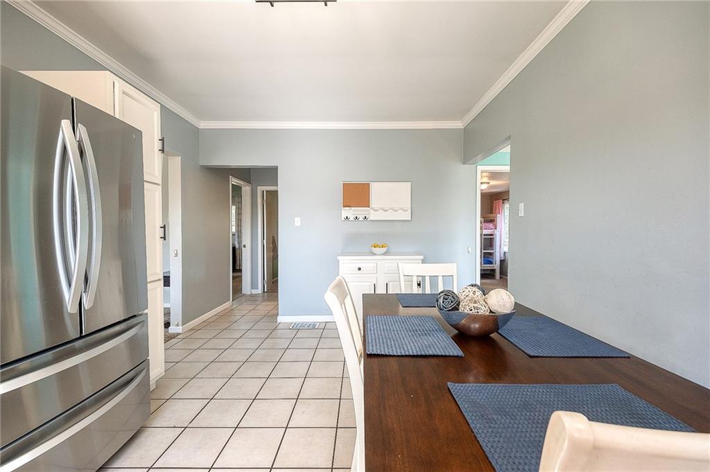 31 Diebold Road McKees Rocks, PA 15136 - Photo 12 of 25 a living room with furniture and a window
