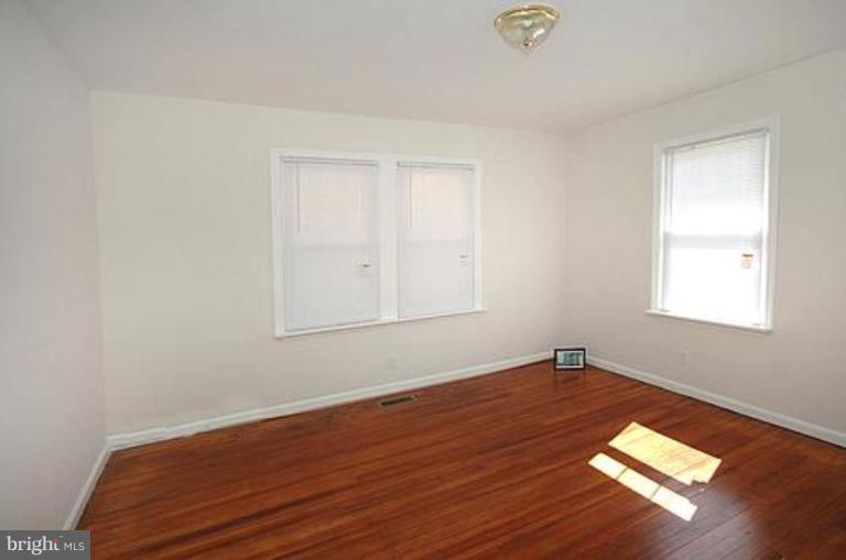 813 Bradhurst Road Baltimore, MD 21212 - Photo 11 of 13 Bedroom #3