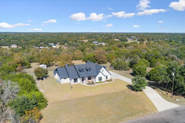 $910,000 | 1250 Creekview Drive, Salado, TX 76571