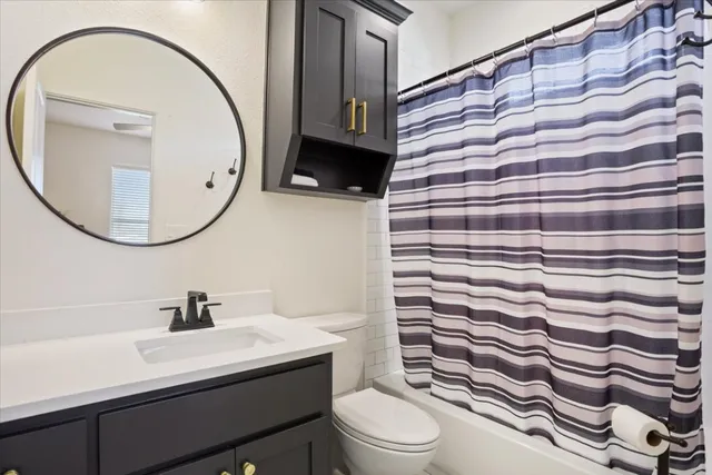 $925,000 | 1250 Creekview Drive, Salado, TX 76571