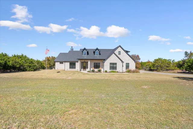 $925,000 | 1250 Creekview Drive, Salado, TX 76571