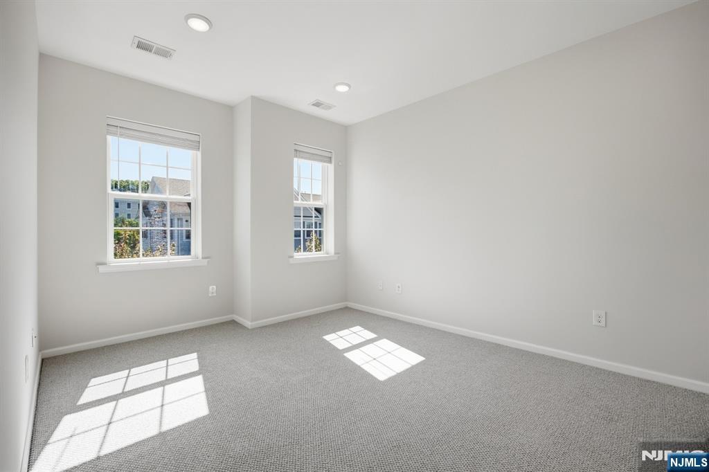 103 Wesmont Drive Wood-Ridge, NJ 07075 - Photo 20 of 30 Gallery Image 20