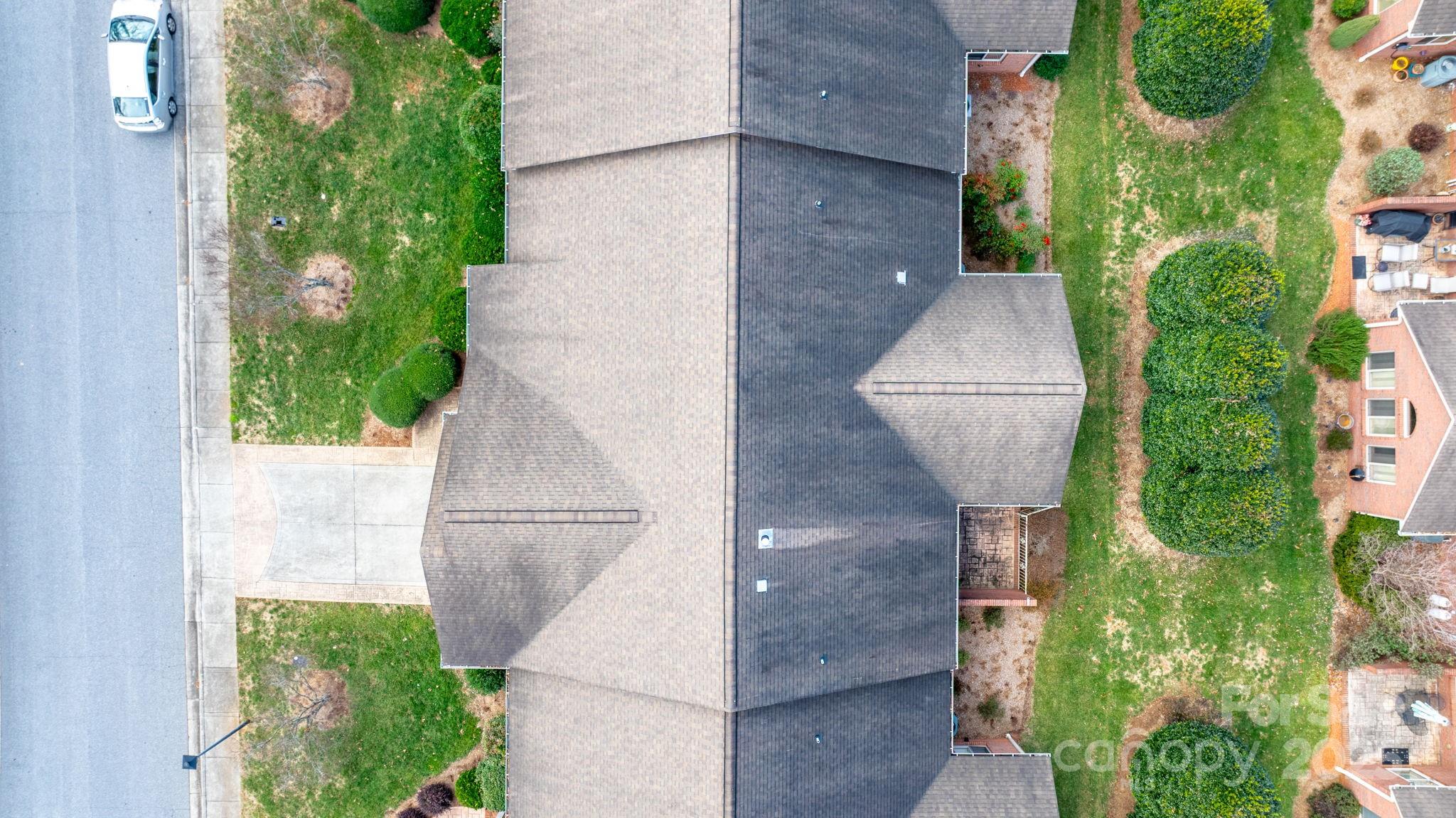 906 3rd St Drive Northeast Conover, NC 28613 - Photo 2 of 47 an aerial view of a house with garden
