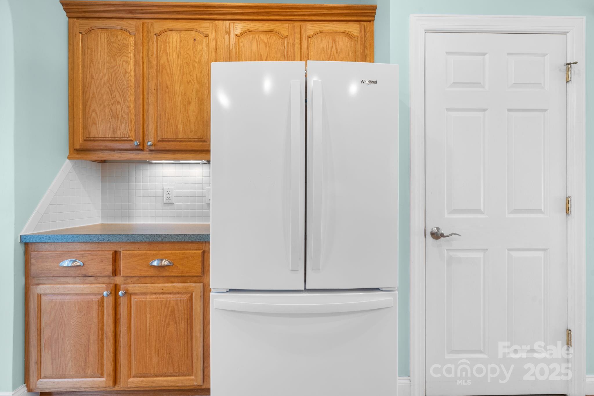 906 3rd St Drive Northeast Conover, NC 28613 - Photo 10 of 47 a view of front door