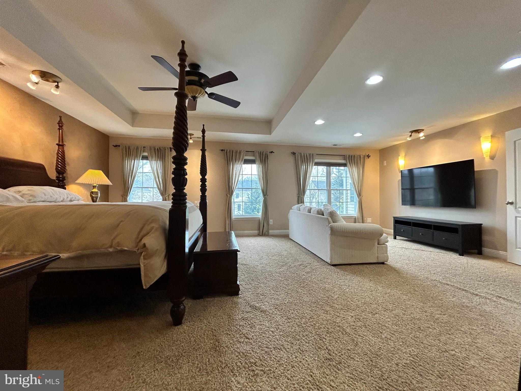 18 Foxcroft Way Mount Laurel, NJ 08054 - Photo 15 of 28 Master Bedroom