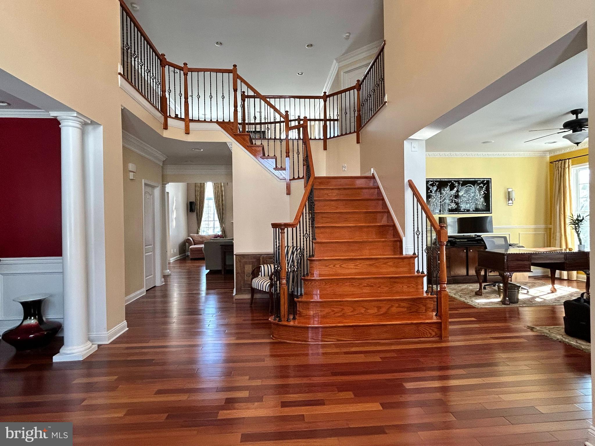 18 Foxcroft Way Mount Laurel, NJ 08054 - Photo 6 of 28 Foyer