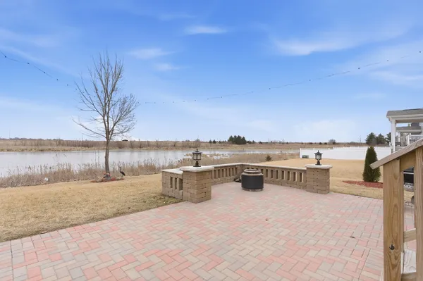 $600,000 | 306 Atkinson Drive, Sugar Grove, IL 60554