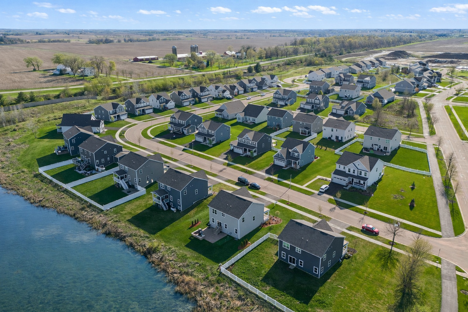 306 Atkinson Drive Sugar Grove, IL 60554 - Photo 43 of 50 an aerial view of a house with a garden