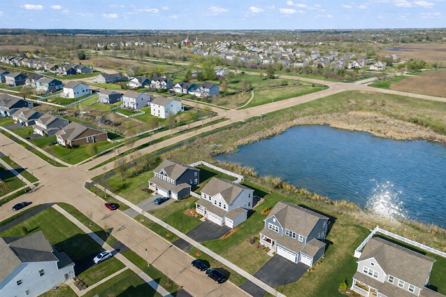 306 Atkinson Drive Sugar Grove, IL 60554 - Photo 48 of 50 an aerial view of residential houses with outdoor space