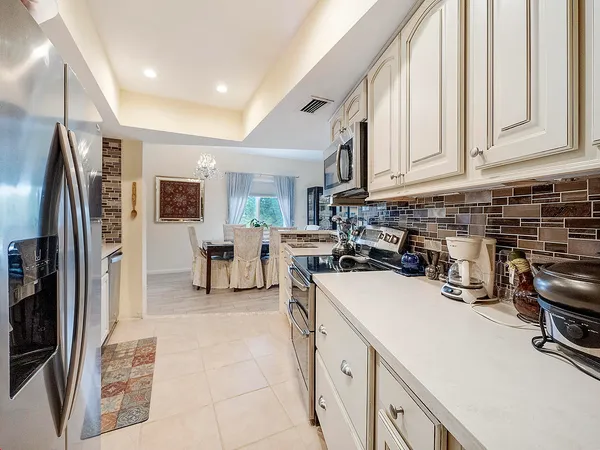 $330,000 | 11811 Ave Of The PGA, West Palm Beach, FL 33418