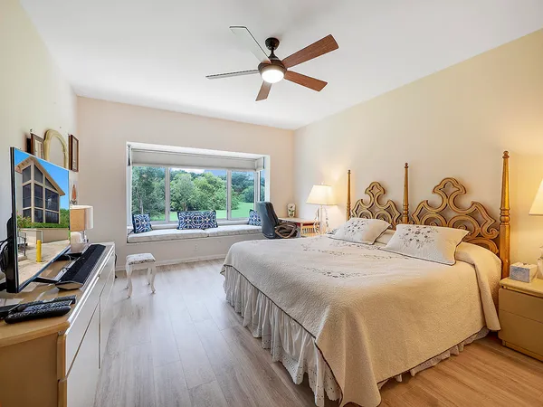 $330,000 | 11811 Ave Of The PGA, West Palm Beach, FL 33418