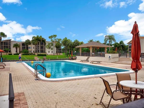 $330,000 | 11811 Ave Of The PGA, West Palm Beach, FL 33418