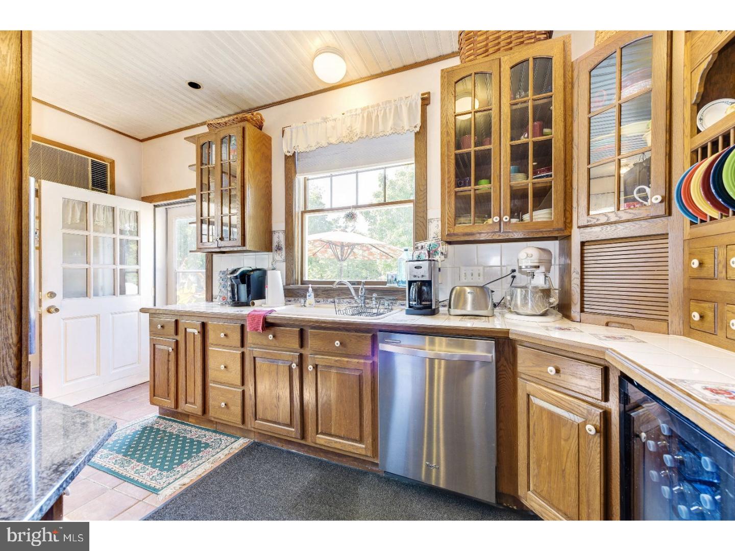 37 Elizabeth Street Pemberton, NJ 08068 - Photo 8 of 21 Kitchen