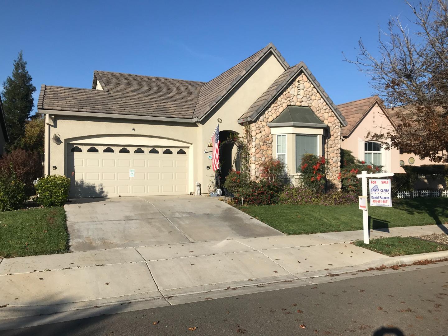 207 Spring Avenue Patterson, CA 95363 - Photo 1 of 2 Gallery Image 1