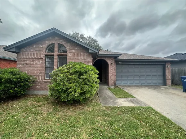 $1,695 | 7941 Grizzley Drive, Corpus Christi, TX 78414