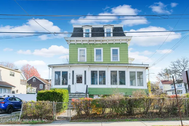 $699,000 | 5300 Arthur Kill Road | Tottenville