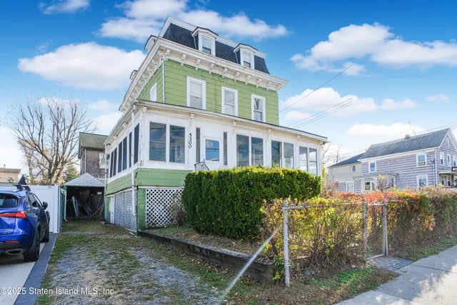 $699,000 | 5300 Arthur Kill Road | Tottenville