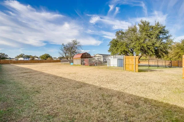 $275,000 | 122 Blue Moon Court, Springtown, TX 76082