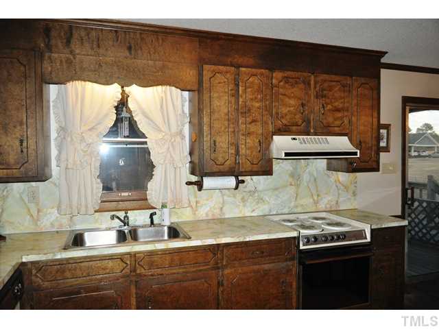 508 Parham Road Henderson, NC 27536 - Photo 8 of 21 Gallery Image 8
