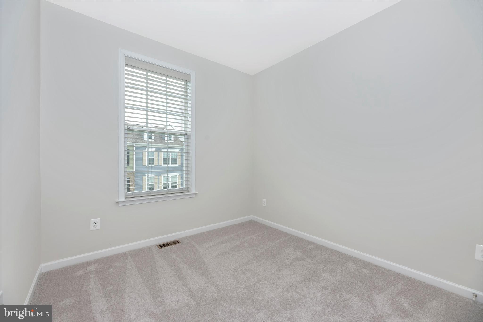 321 Spring Bank Way Frederick, MD 21701 - Photo 8 of 34 Gallery Image 8
