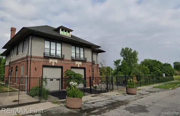 $1,700,000 | Undisclosed Address, Detroit, MI 48215