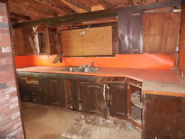 a view of a bathroom