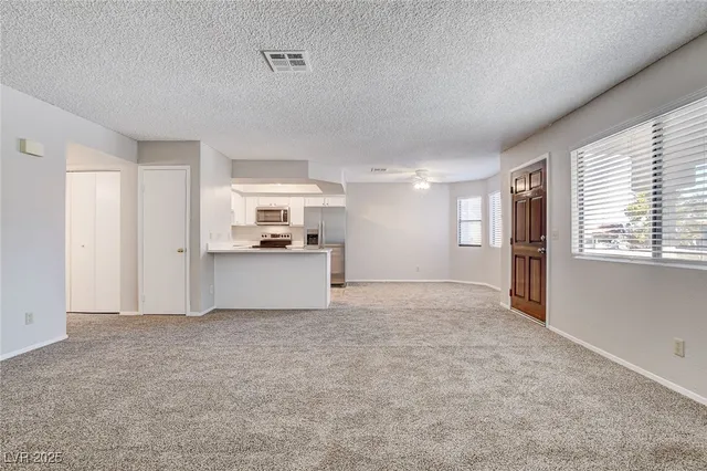 $1,640 | 2713 Otter Creek Court, Unit 202, Las Vegas, NV 89117