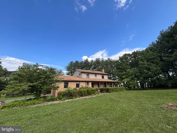 $679,000 | 10414 Skyline Avenue, Midland, VA 22728