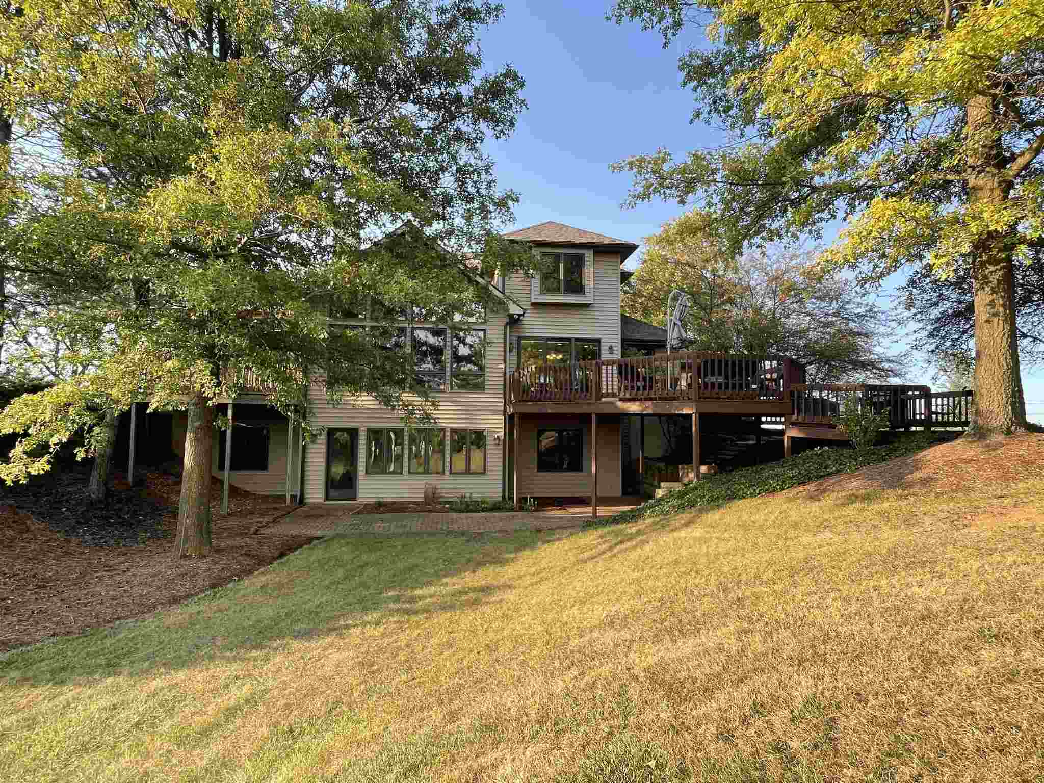 10104 Paulding Road New Haven, IN 46774 - Photo 2 of 34