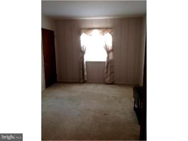 512 Barry Drive Springfield, PA 19064 - Photo 14 of 22 Bedroom 3