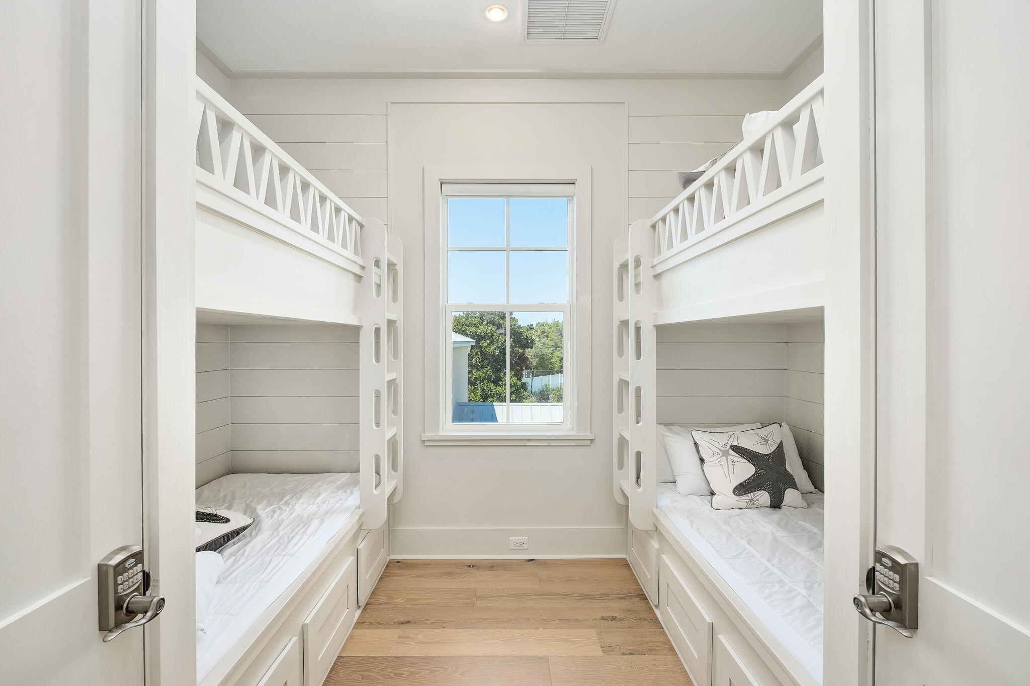 45 Mary Street Santa Rosa Beach, FL 32459 - Photo 16 of 41 Bunk area