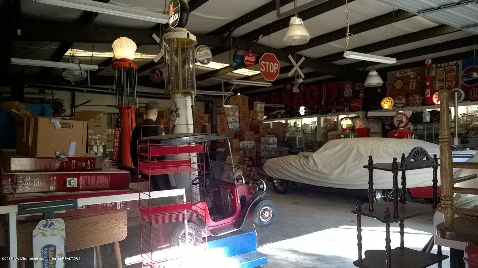 2500 Robbie Lee Road Nesbit, MS 38651 - Photo 17 of 67 WP_20161006_007