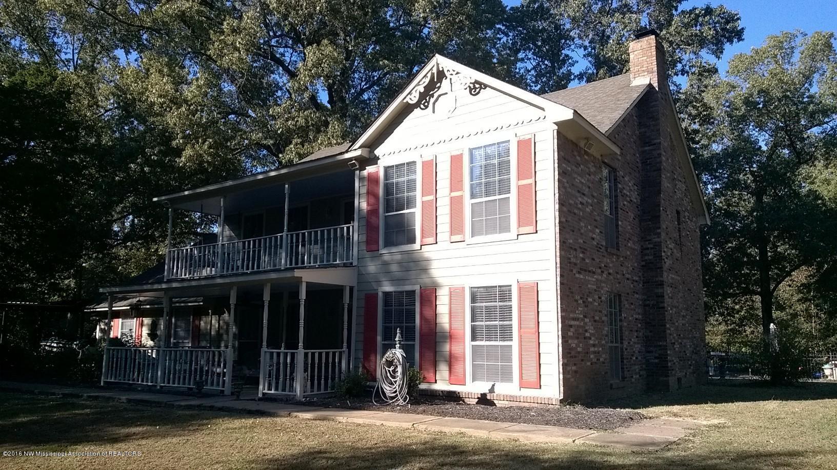 2500 Robbie Lee Road Nesbit, MS 38651 - Photo 3 of 67 WP_20161006_004
