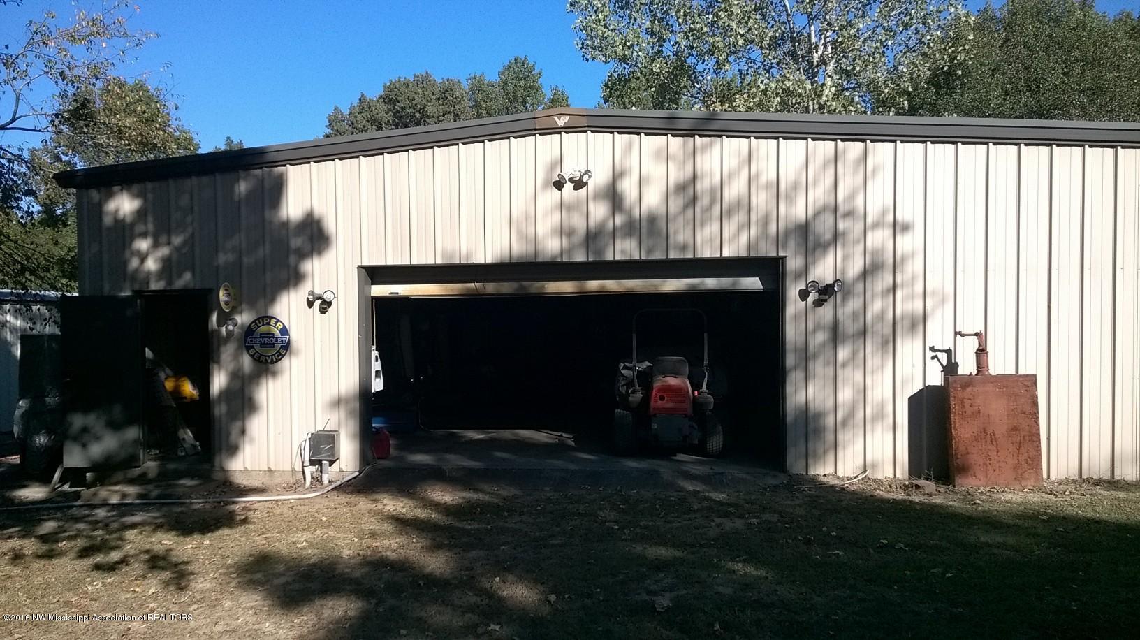 2500 Robbie Lee Road Nesbit, MS 38651 - Photo 10 of 67 WP_20161006_006