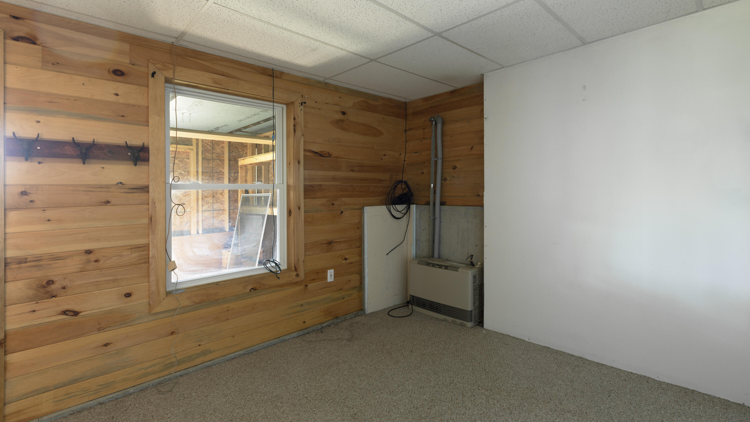 82 Tuell Town Road West Paris, ME 04289 - Photo 14 of 33 Interior-13