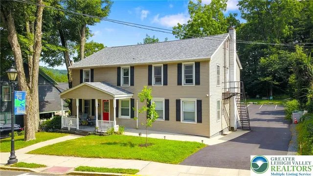 $769,499 | 36 Main Street, Delaware Water Gap, PA 18327
