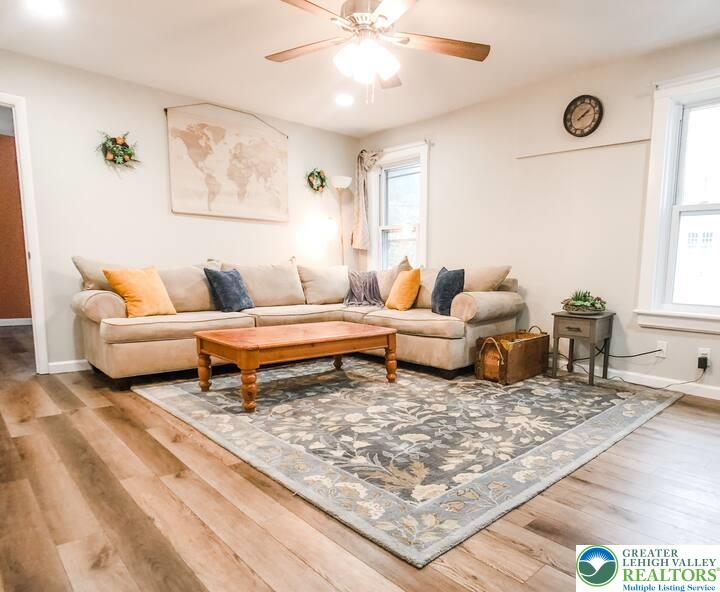 36 Main Street Delaware Water Gap, PA 18327 - Photo 16 of 38