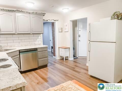 36 Main Street Delaware Water Gap, PA 18327 - Photo 18 of 38