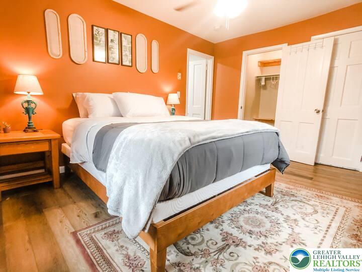 36 Main Street Delaware Water Gap, PA 18327 - Photo 19 of 38