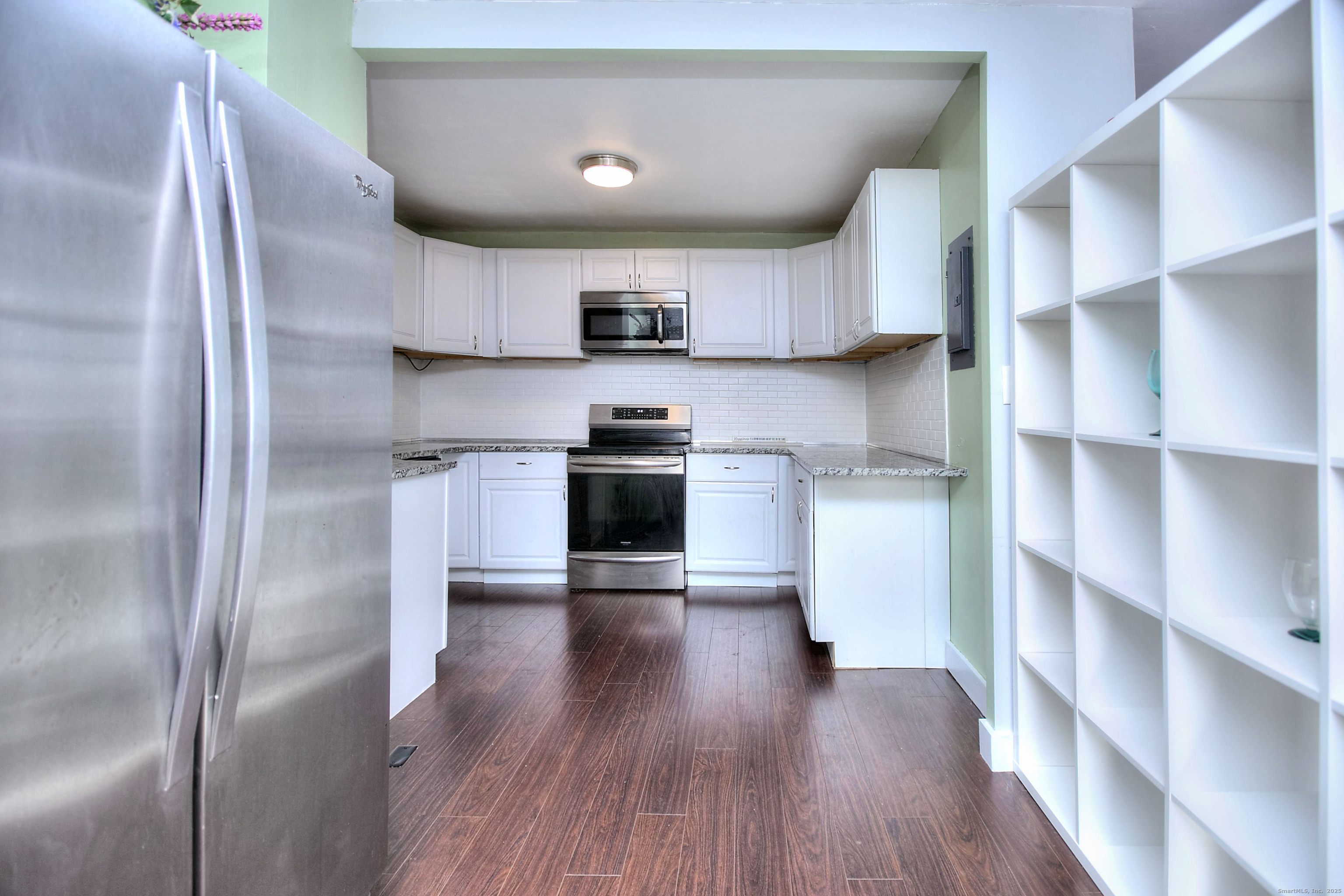 25 Cartright Street, Unit 5D Bridgeport, CT 06604 - Photo 12 of 35