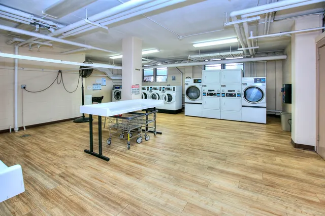 $319,000 | 25 Cartright Street, Unit 5D, Bridgeport, CT 06604