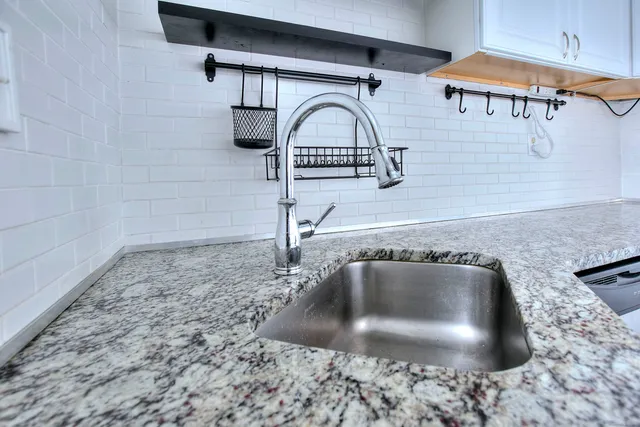 $319,000 | 25 Cartright Street, Unit 5D, Bridgeport, CT 06604