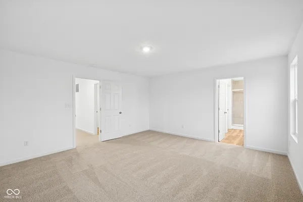 $314,990 | 5110 Triple Crown Way, Indianapolis, IN 46237