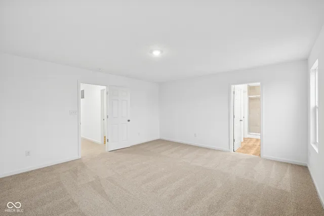 $334,990 | 5110 Triple Crown Way, Indianapolis, IN 46237