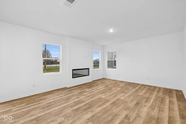 $314,990 | 5110 Triple Crown Way, Indianapolis, IN 46237