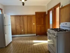 $1,500 | 205 Franklin Street, Bristol, RI 02809