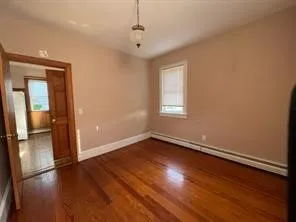 $1,500 | 205 Franklin Street, Bristol, RI 02809